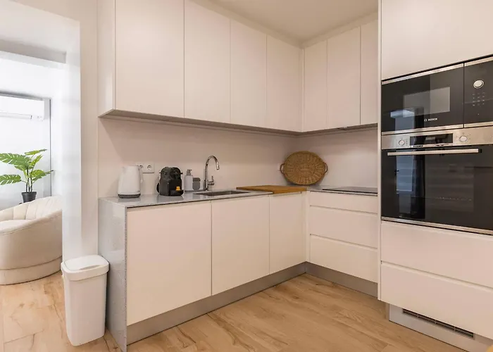 Paco De Arco T1 With Patio, Cp153 Rdc Perfect Spot On The Ground Floor Apartmán